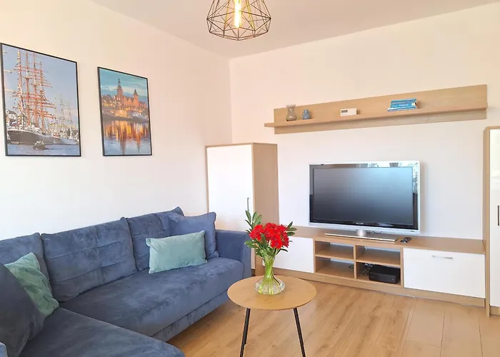 Grand Apartament - Prywatny Parking, Blisko Szpital Arkonska