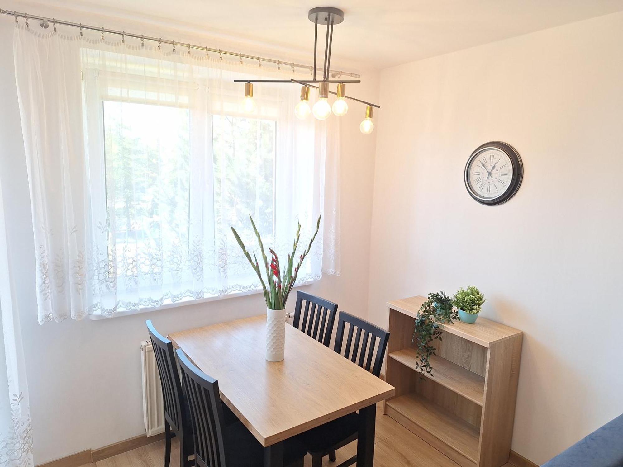 Apartamento Grand - Prywatny Parking, Blisko Szpital Arkonska