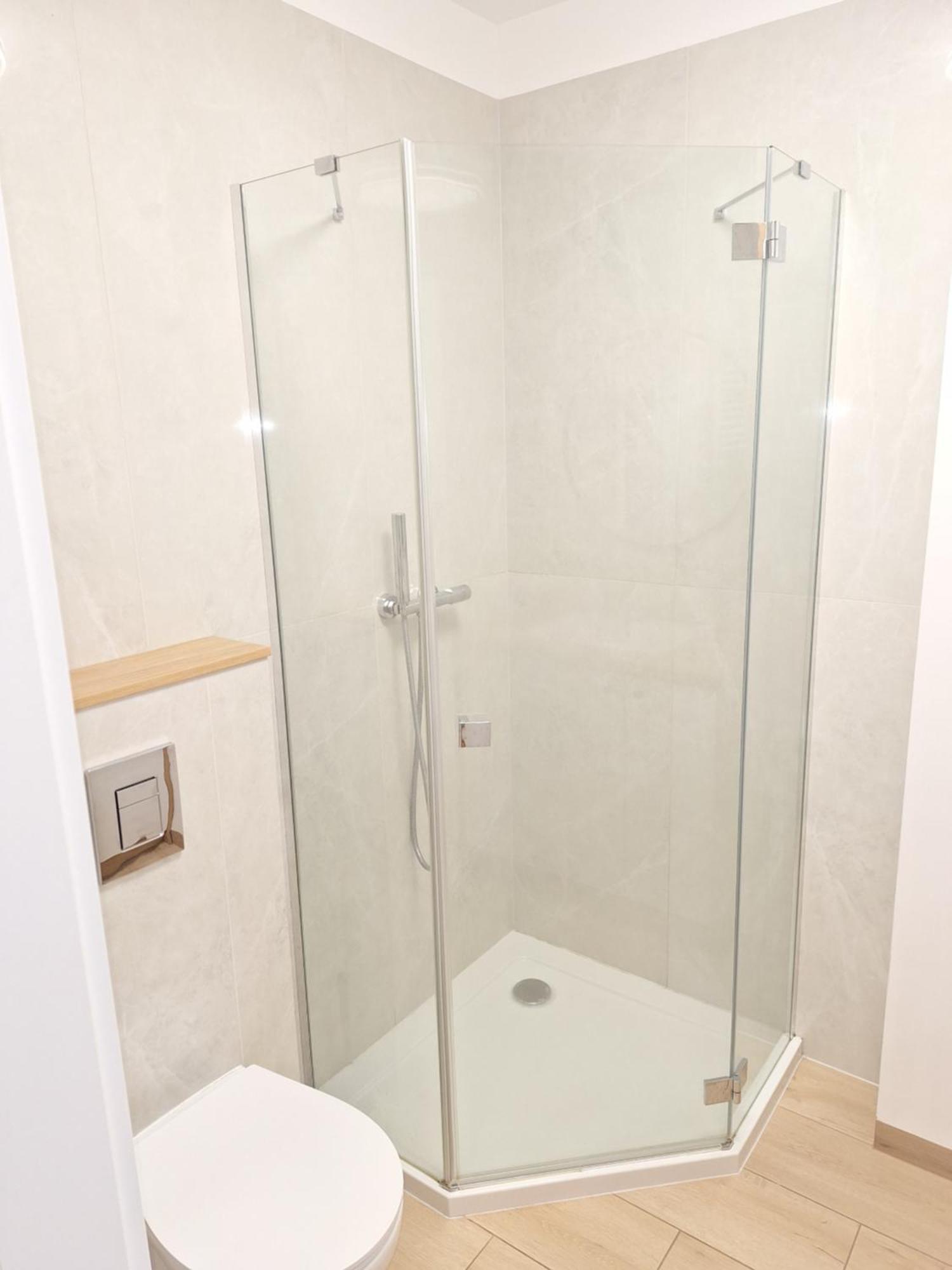 Grand - Prywatny Parking, Blisko Szpital Arkonska Apartamento *