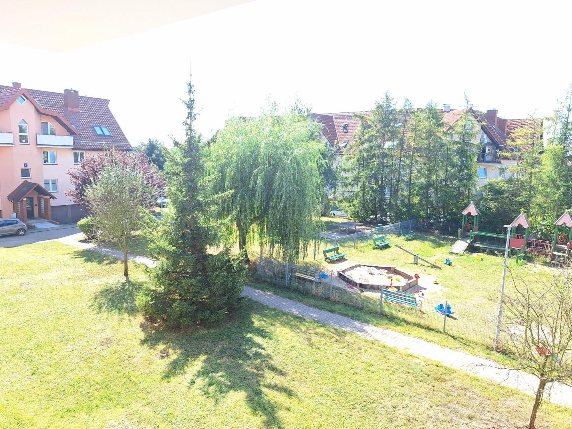 Grand - Prywatny Parking, Blisko Szpital Arkonska